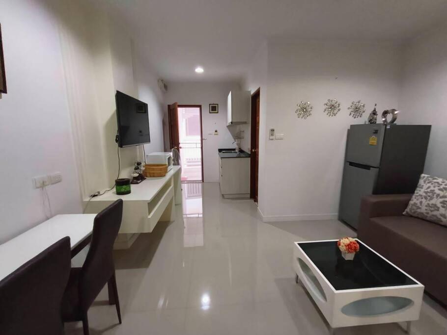 Baan Klang Condo In Central Huahin Kültér fotó