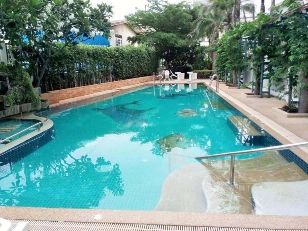 Baan Klang Condo In Central Huahin Kültér fotó